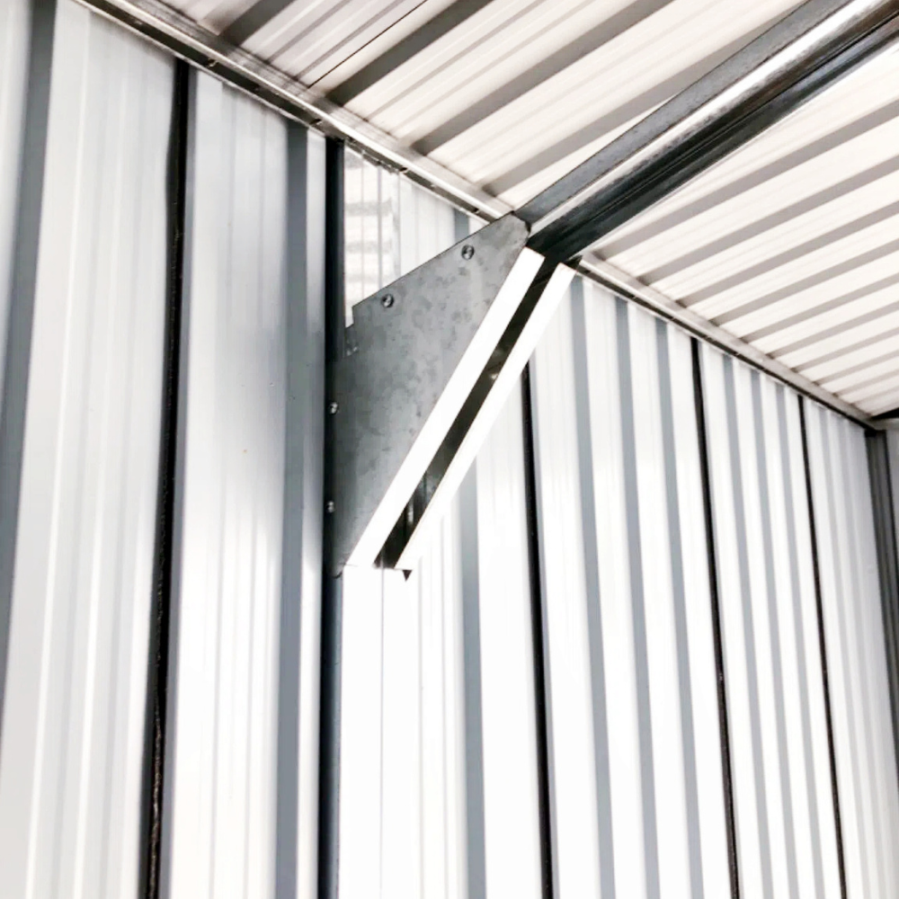 Metal roof truss structure with corrugated metal panels